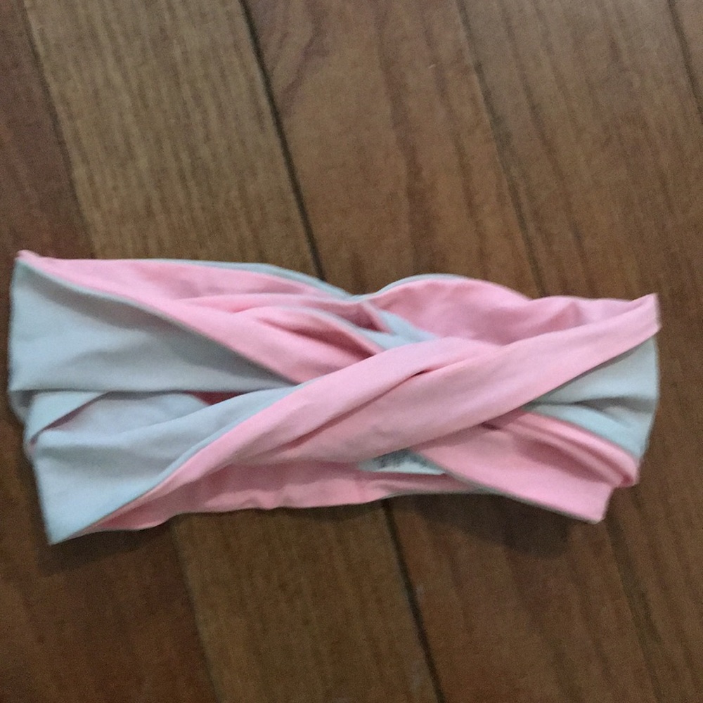 Lululemon: Do the Twist Headband